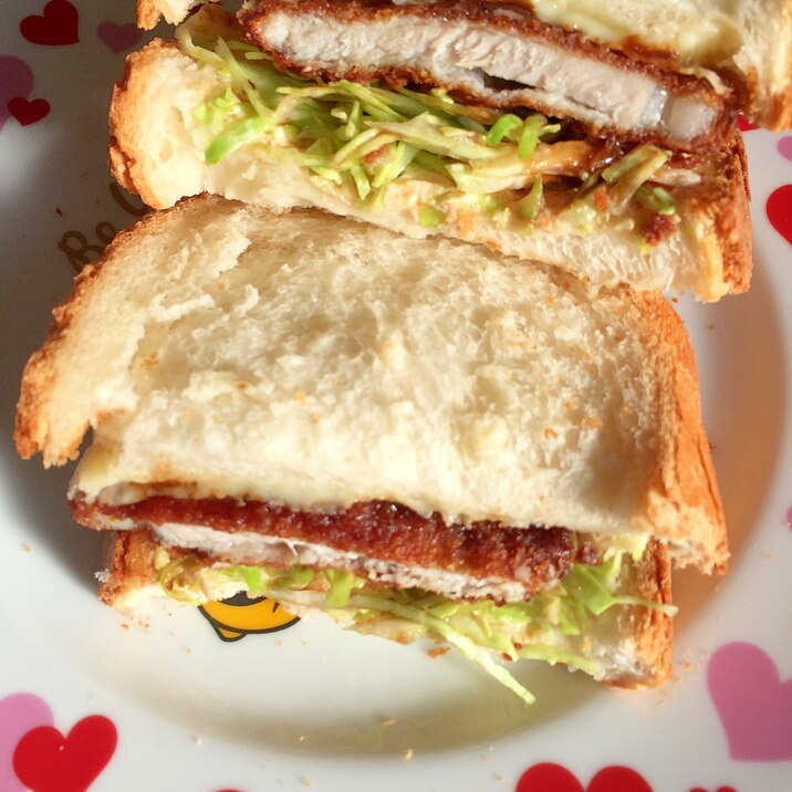 焼きたてパンでカツサンド☆